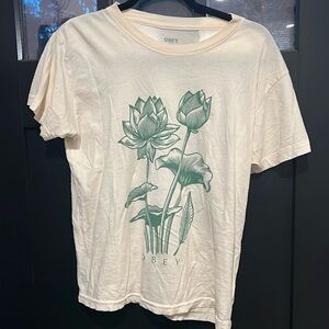 Obey S T-shirt